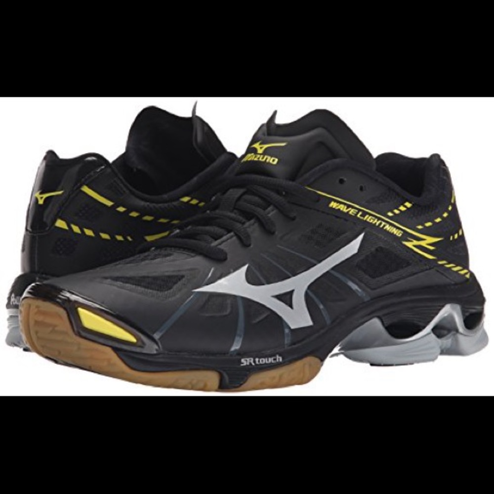 Mizuno Wave Lightning Z3 Volleyball Shoes